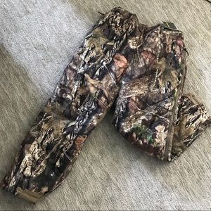 Cabela’s 10 point dry plus pants camouflage